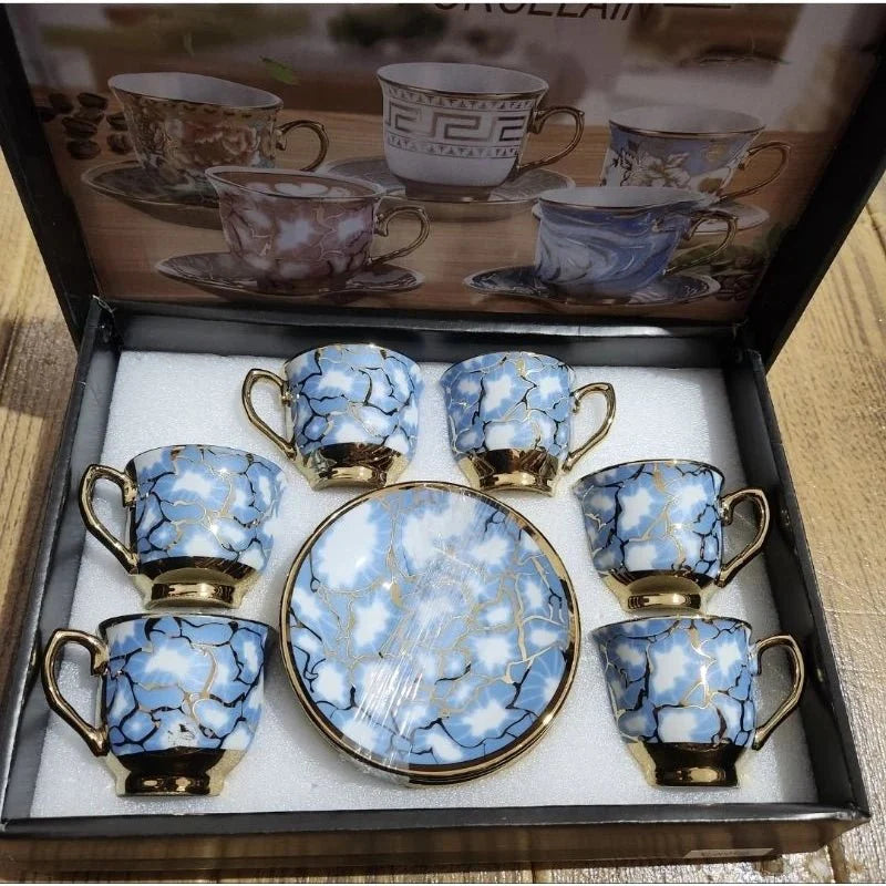 kit de café com 12 peças de Cerâmica em porcelana - ANACARÔ